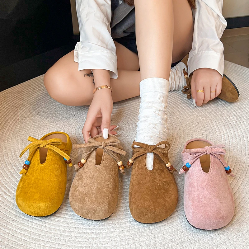 Herbst Baotou Damen-Hausschuhe 2025, zum Hineinschlüpfen im Freien, flache Strandsandalen, modische Schmetterlingsknoten-Schuhe für Damen, lässige Pantoletten-Hausschuhe