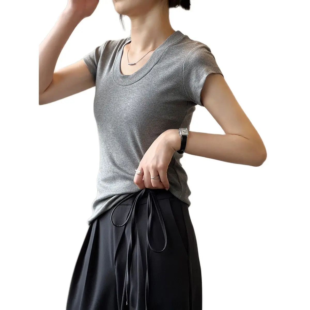 Solid Color T-shirt Women Classic Design Summer Simple U-neck Slimming Fit Stretch Tees Short Sleeve Tops Pullover Dropshiping