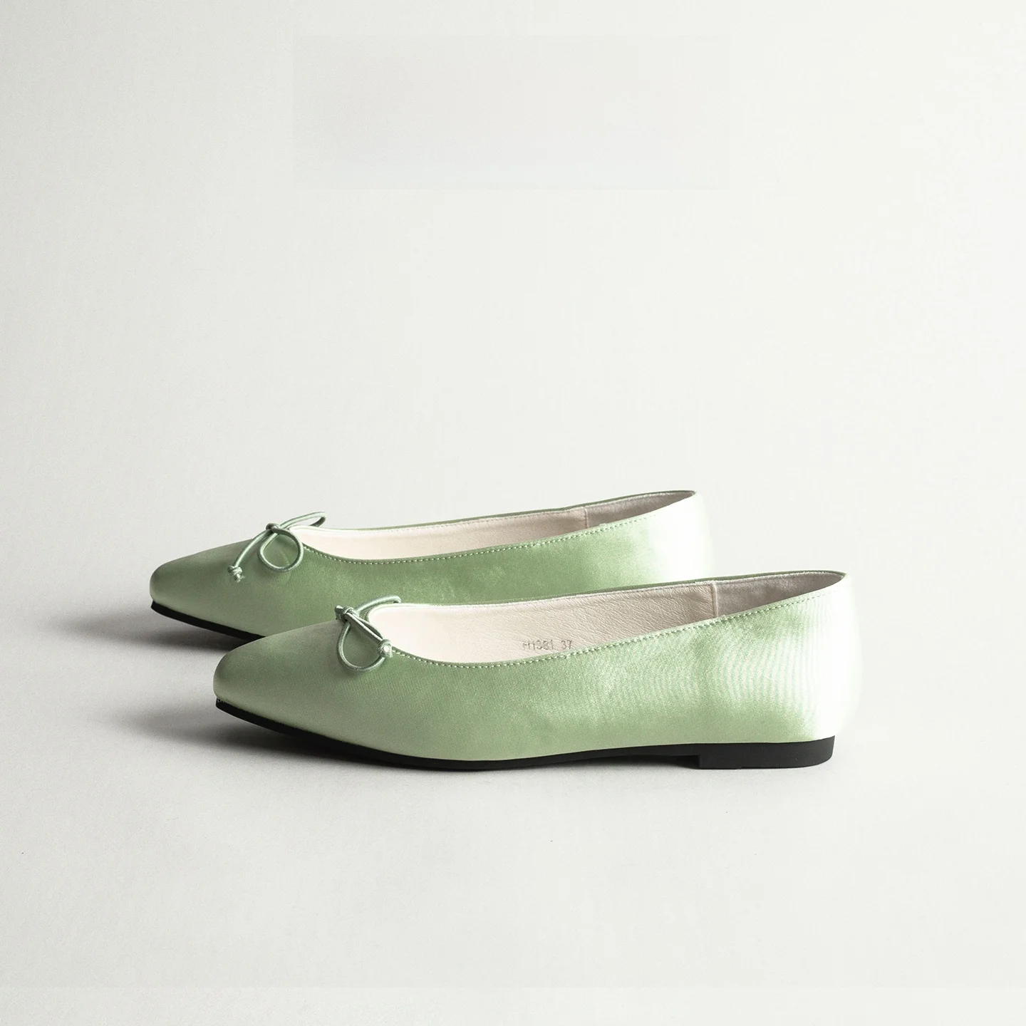 ballerine-retro-da-donna-con-punta-piatta-versatili-dallo-stile-delicato-con-nodo-decorativo-ideali-per-abbinare-con-gonne-slip-on