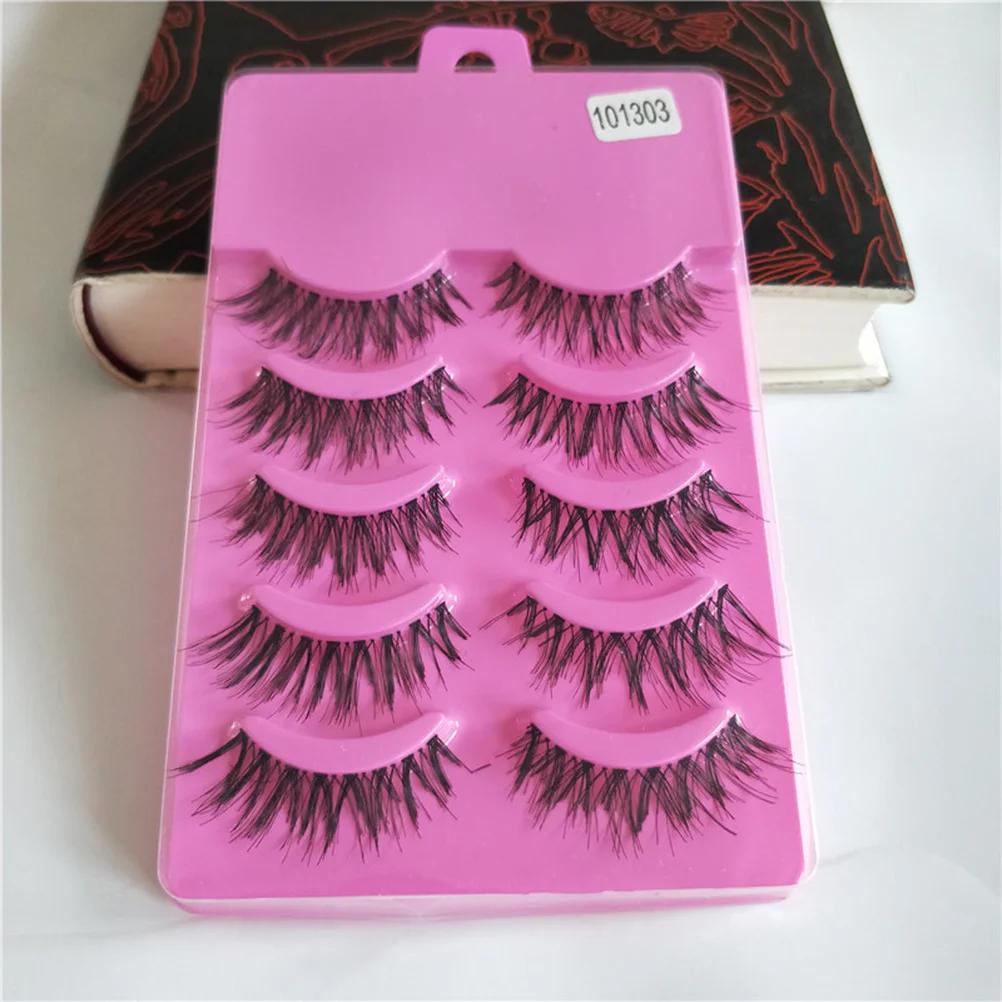 5쌍의 인조 속눈썹 연장 자연스러운 크로스 패턴 촘촘한 볼륨 연장 스타일 어떤 행사에서도 눈길을 끄는 메이크업에 적합