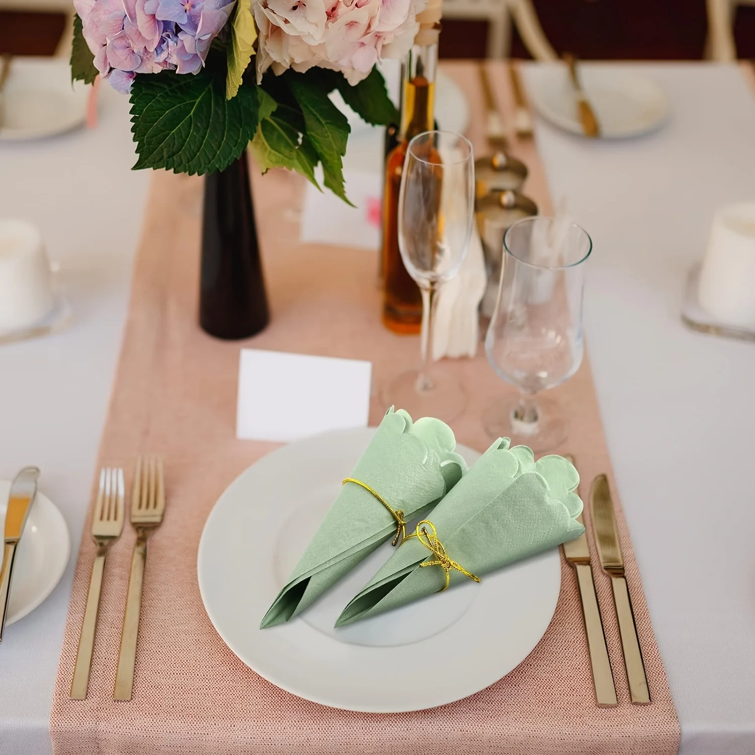 

25pcs Home Dinner Decoration Paper Napkins Solid Disposable Napkins For Party Birthdays Weddings 25*25CM Home Supplies