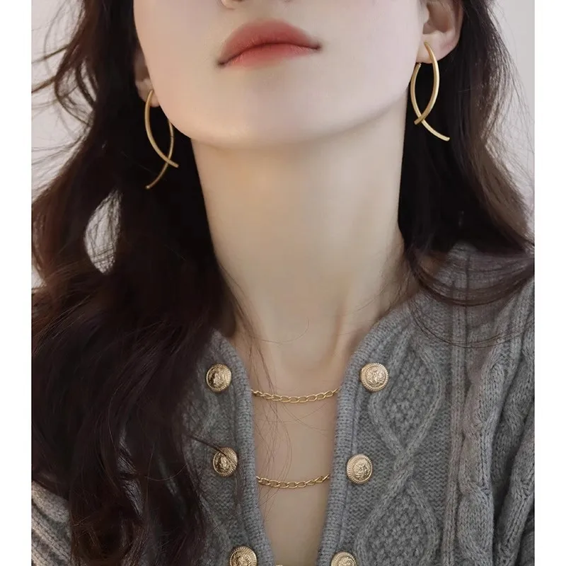 S925 Hot Sale Geometric Oval Hoop Earrings for Women Simple Desgin Earrings Party Wedding Fashion Jewelry Accessories 2026