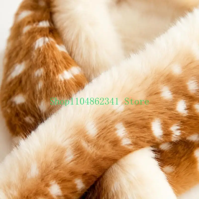 652F Warm Plush Pull-Through Scarf for Cold-Weather Walks and Commutes