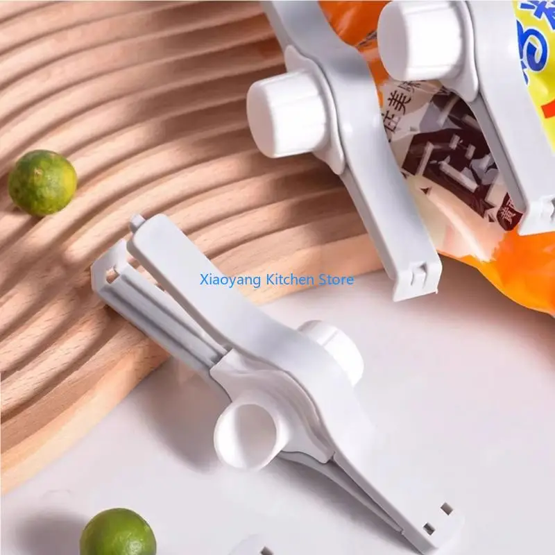 69HC Kitchen Storage Bag Clip with Pour Opening, Plastic Sealing Clamp for Flour, Cereal and Dry Goods Bags Use Daily