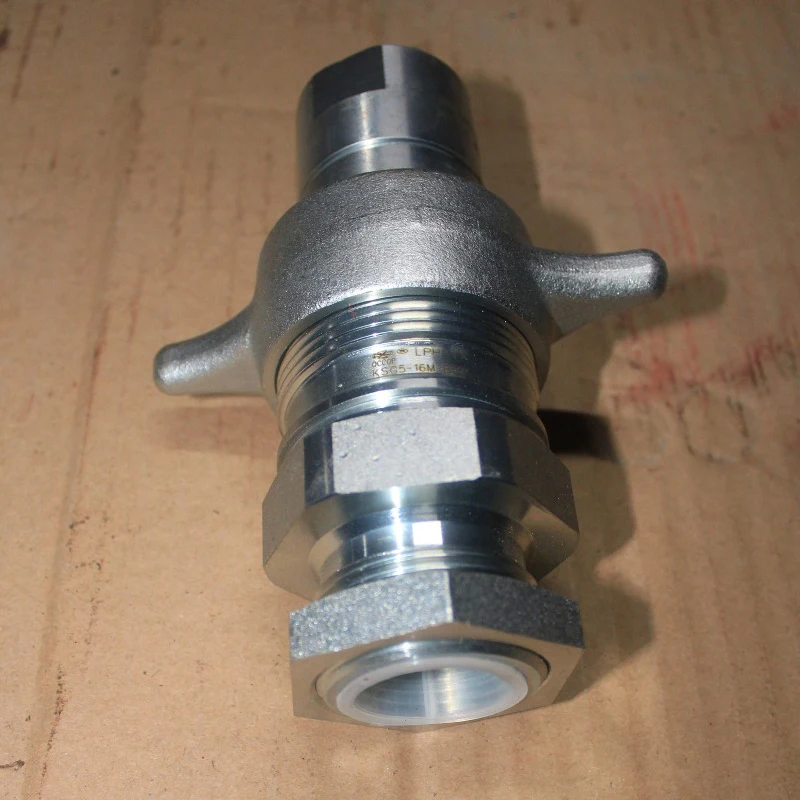 Camion autobilanciante Veicolo di ingegneria Tubo dell'olio idraulico Cilindro dell'olio Giunto a cambio rapido Meccanico ad alta pressione Haiwo Connect