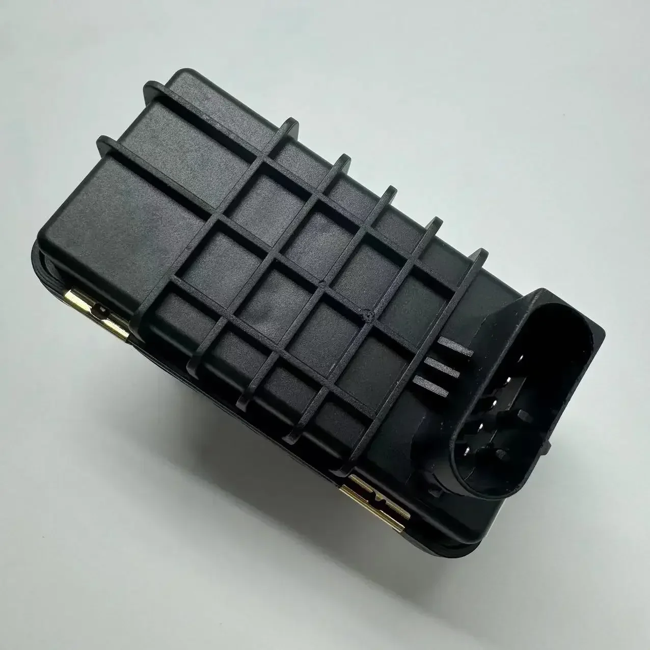 Hot salescross-borderSAIC MAXUS LDV V80 Turbocharger control module actuator Supercharger control module G-008