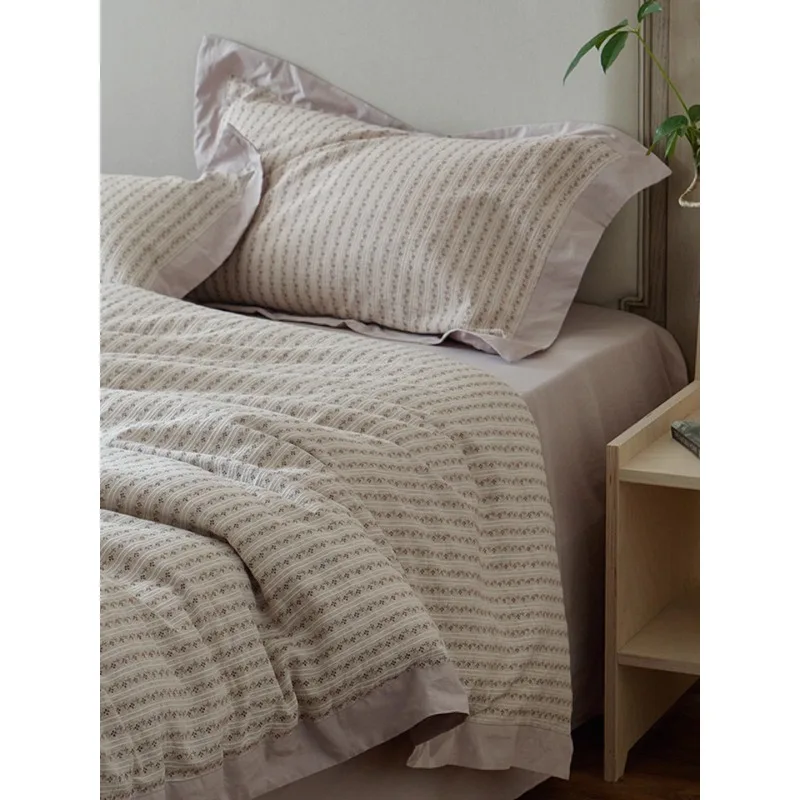 

Simple and breathable dry color woven jacquard cotton four-piece set
