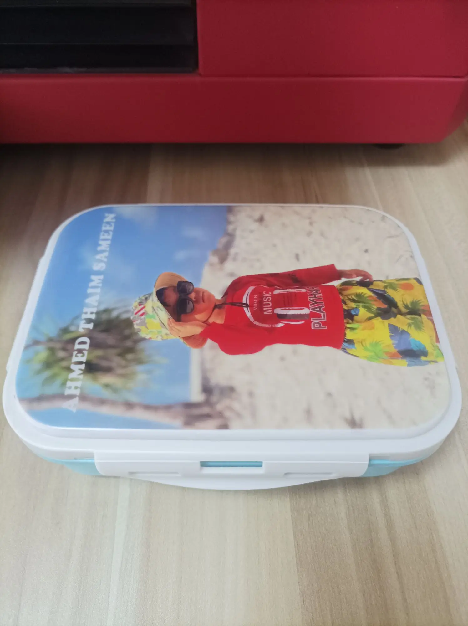 Snackbox Personalisierte Lunchbox für Kinder mit Namen, LOGO, Cartoon-Muster, Niedlichem Bild, Foto, inklusive Löffel und Gabel, aus Umweltfreundlichem Material, Geschenk – Detail 12
