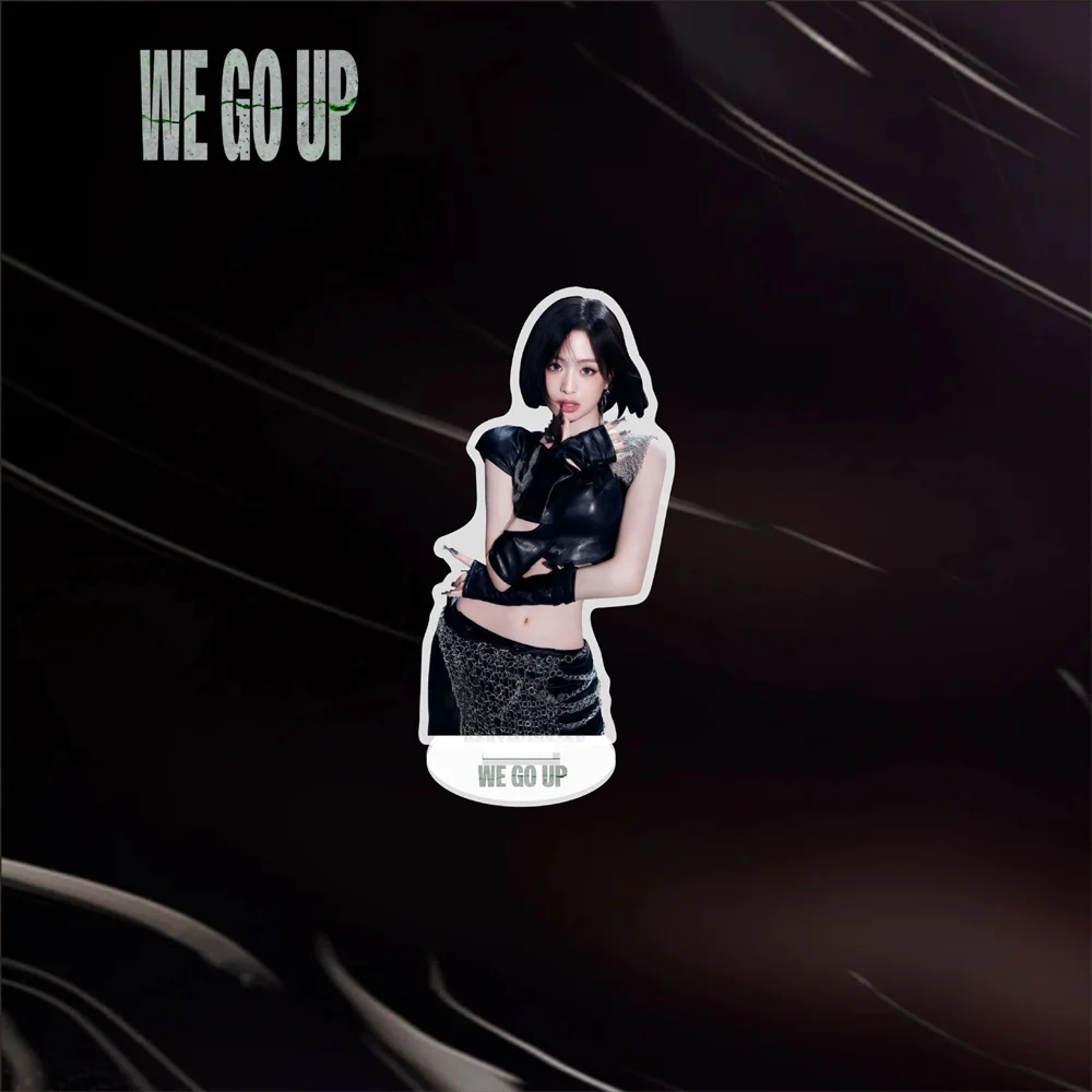 ألبوم KPOP BABYMONSTER الجديد WE GO UP حامل الشكل ASA AHYEON PHARITA RORA RUKA CHIQUITA لوح قائم مزدوج الجانب ديكور مكتبي