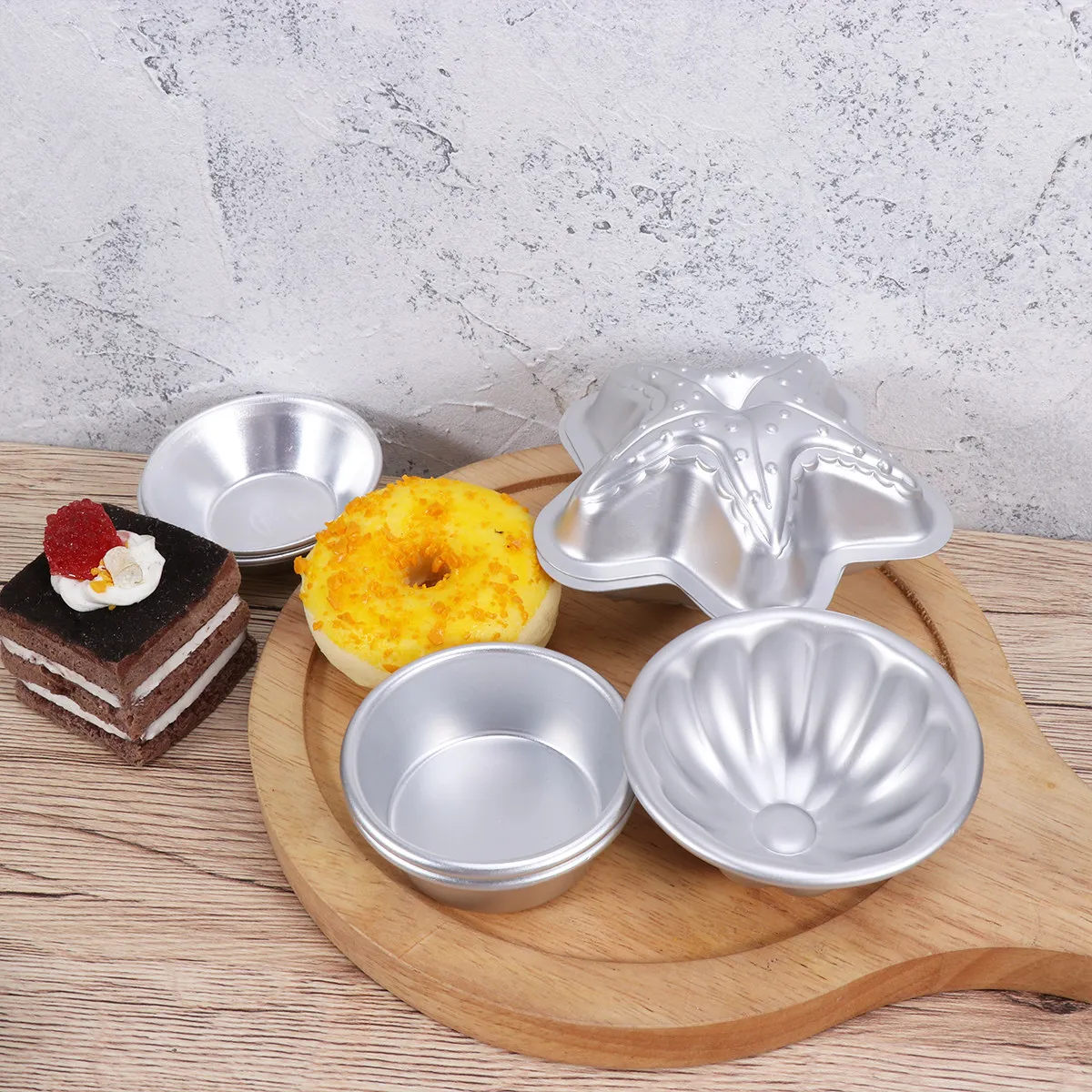 

12Pcs Aluminum Alloy Bath Mold Set Durable Practical Heart Petal Star Egg Tart Cake Pudding Baking Tool DIY