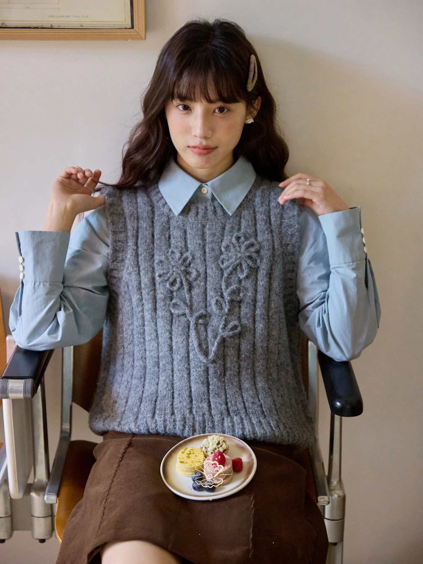 

Novet round Ne Knitted Vest Autumn Winter Layering Flower Rope Embroidery Stripe Girls Warm Faionable Svel Top