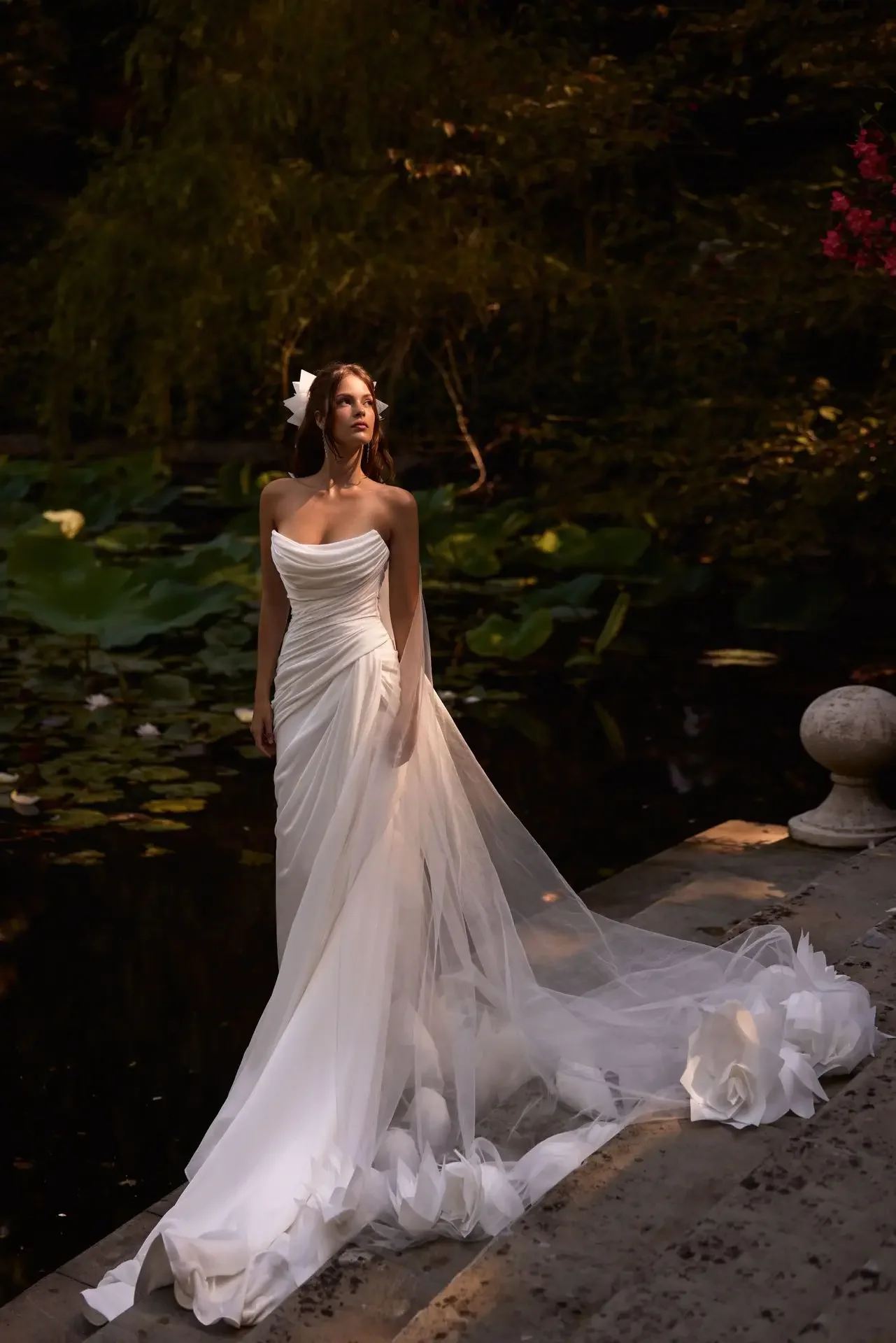 Robe de mariée sirène élégante et romantique, mesure personnalisée, pour femmes, superbe longueur au sol, sans bretelles, 2025