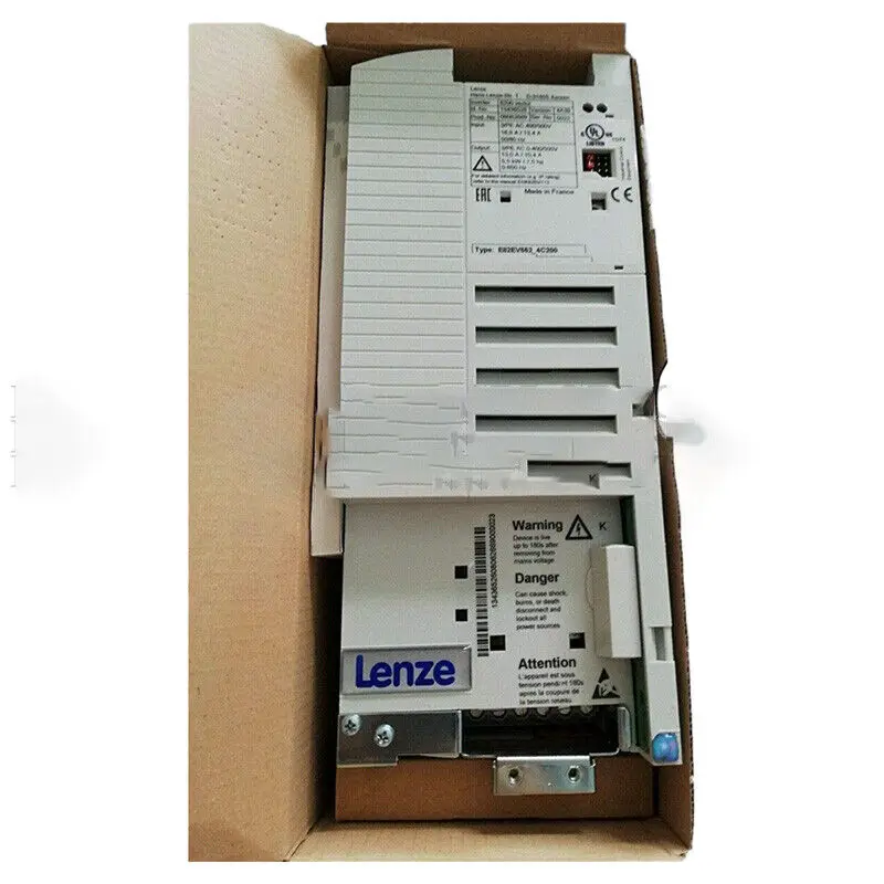 1PC New Lenze E82EV552K4C200 Inverter In Box Expedited Shipping