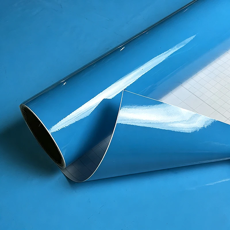 Klassische Glänzende Hellblaue PVC-Vinylfolie Selbstklebende Auto- und Motorrad-DIY-Aufkleber mit Luftkanälen