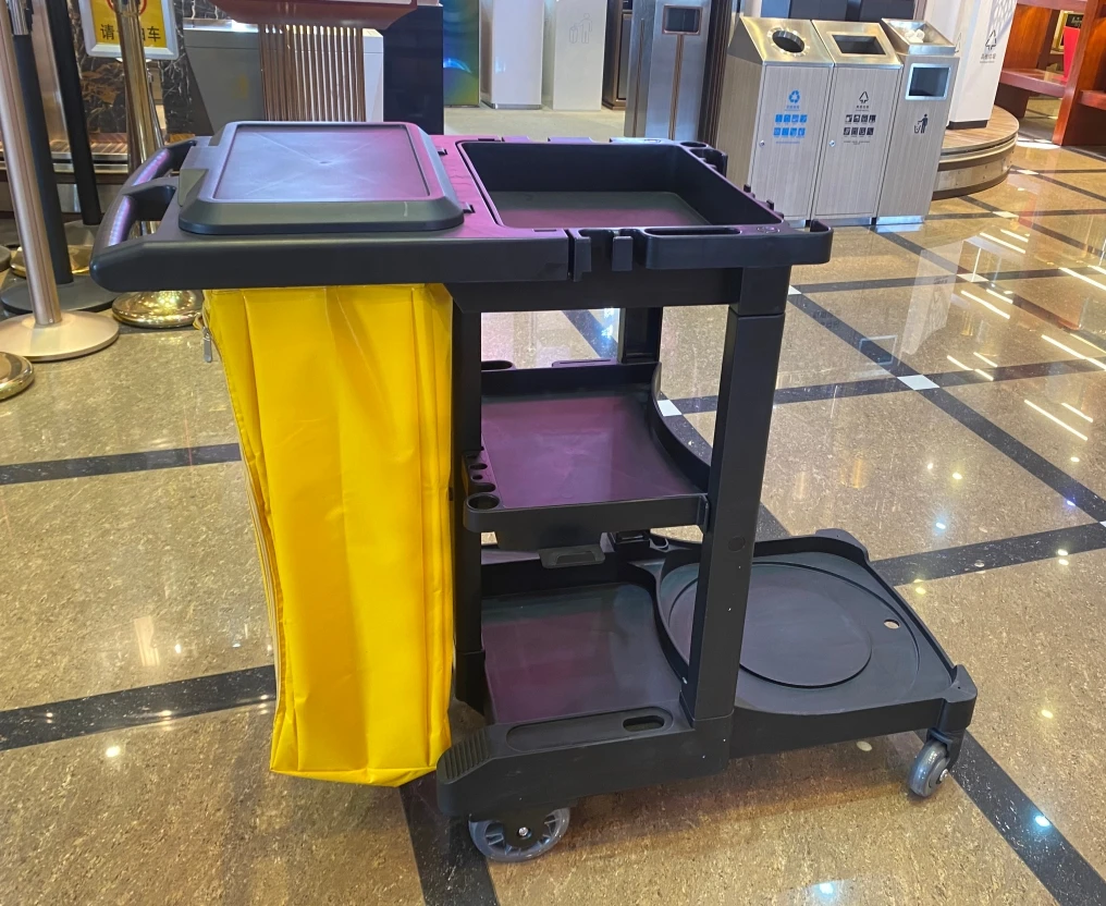 Carrello commerciale per hotel e ristoranti Carrello per la pulizia in plastica gialla Rifiuta secchi per sacchetti Wringer per il servizio di pulizia