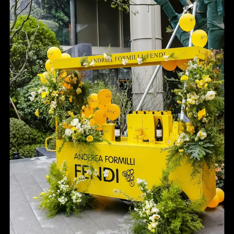 

Customized wrought iron stall car, trolley, float cart, coffee cart, mobile sales car, display stand, mobile stall car, dining c