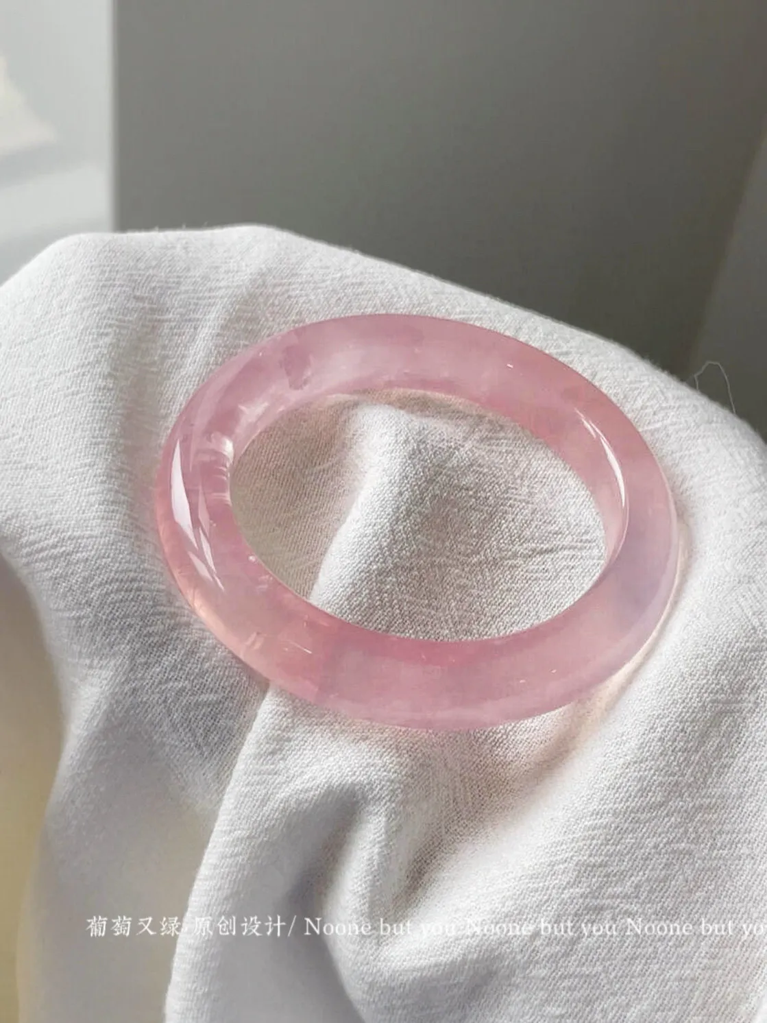 Natural powder crystal jade bracelet pink agate chalcedony bracelet