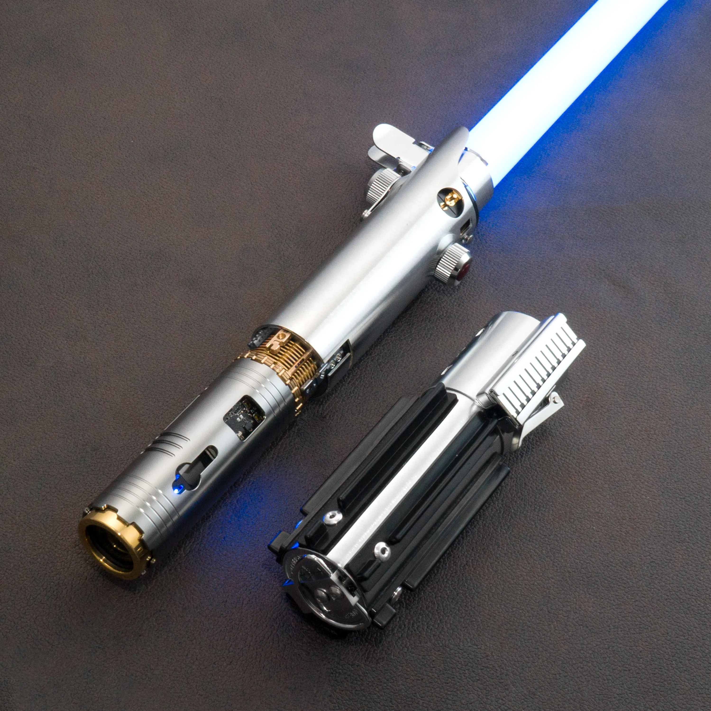 89Sabers Crystal Graflex Luke Ep4 Ep5 Ep7 Proffie V3.9 board 35 Fonts Chamber pixel Lightsaber  cosplay