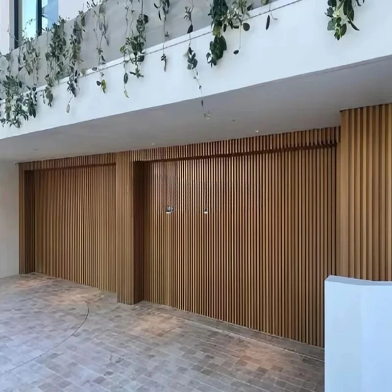 High Quality Postmodern Electric Aluminum Alloy Garage Door Grille Sound Insulation 5 Year Warranty Finished  Surface  Farmhouse