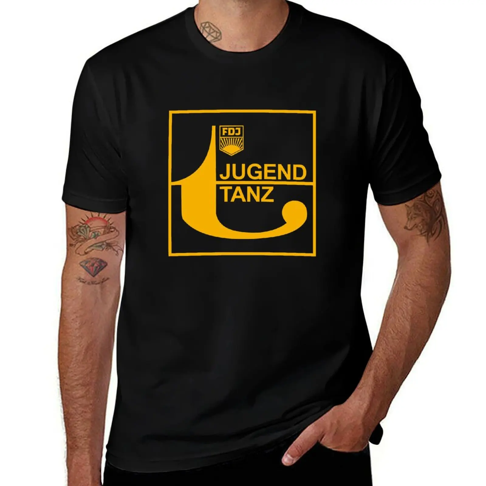 

FDJ Jugend Tanz DDR Ostalgie T-Shirt oversize t-shirts man graphic tee shirt baggy shirts fruit of the loom mens t shirts