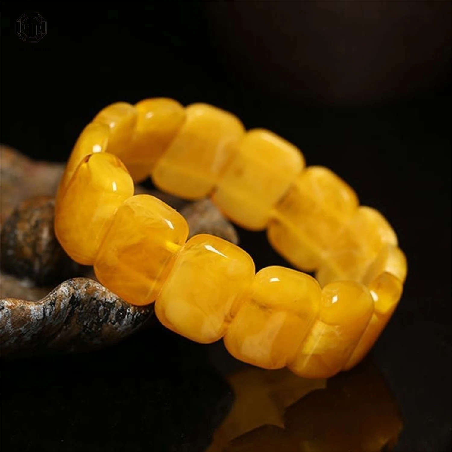 Pressed Amber Small Material Amber Pendant Chicken Oil Yellow Amber Floating Flower Blood Amber Live Stream Supply Wholesale