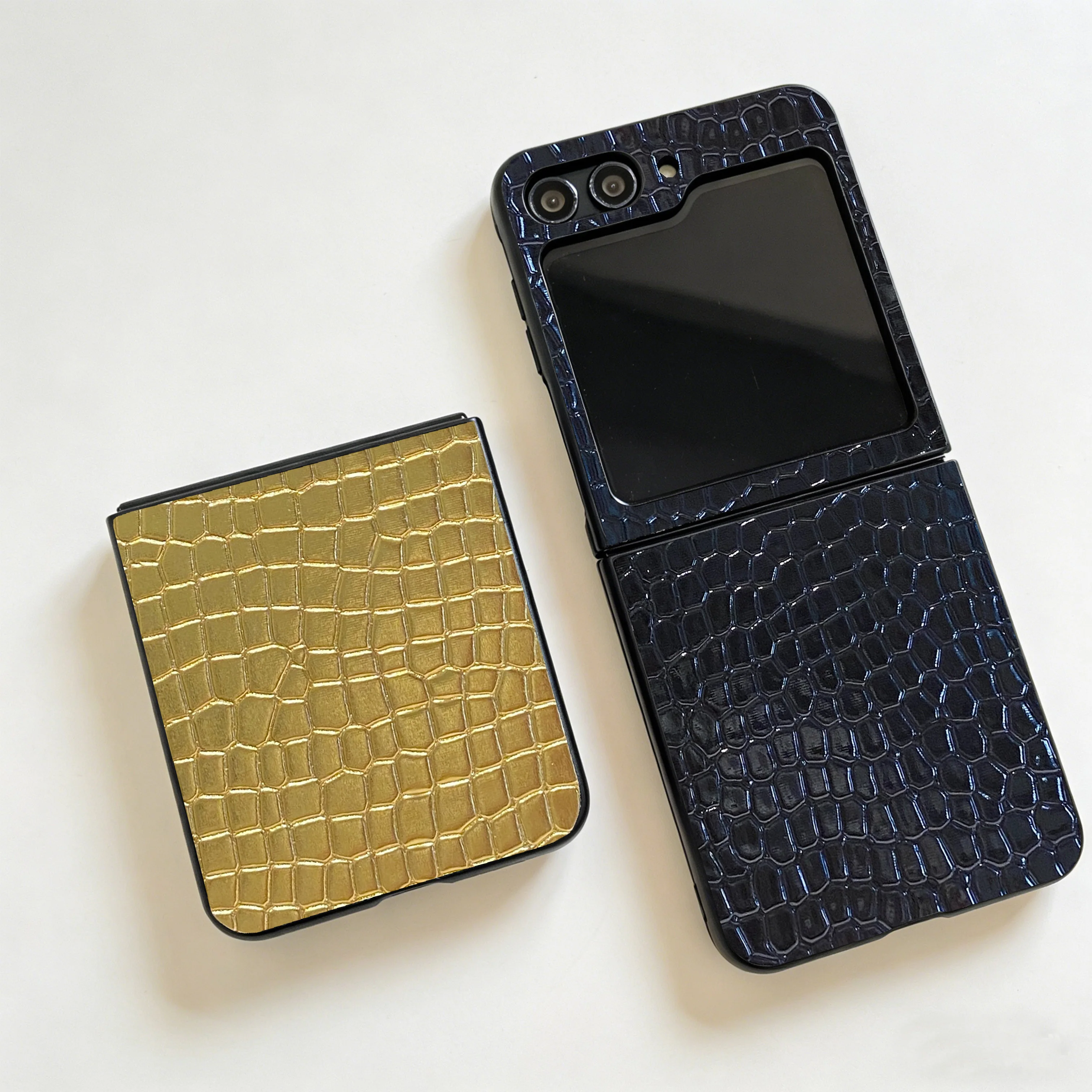 Luxury Artificial Black Crocodile Pattern Folding Phone Cover For Samsung Galaxy Z Flip 6 5 4 3 Flip7 FE Fashion Shockproof Case