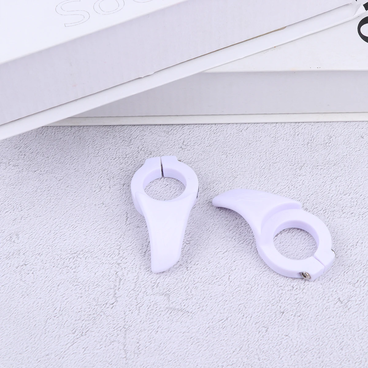 

Horn Handlebar for Road Bike Durable Lightweight Ergonomic Rest Handle Reduces Fatigue Scratch Resistant Firm Steady Safe
