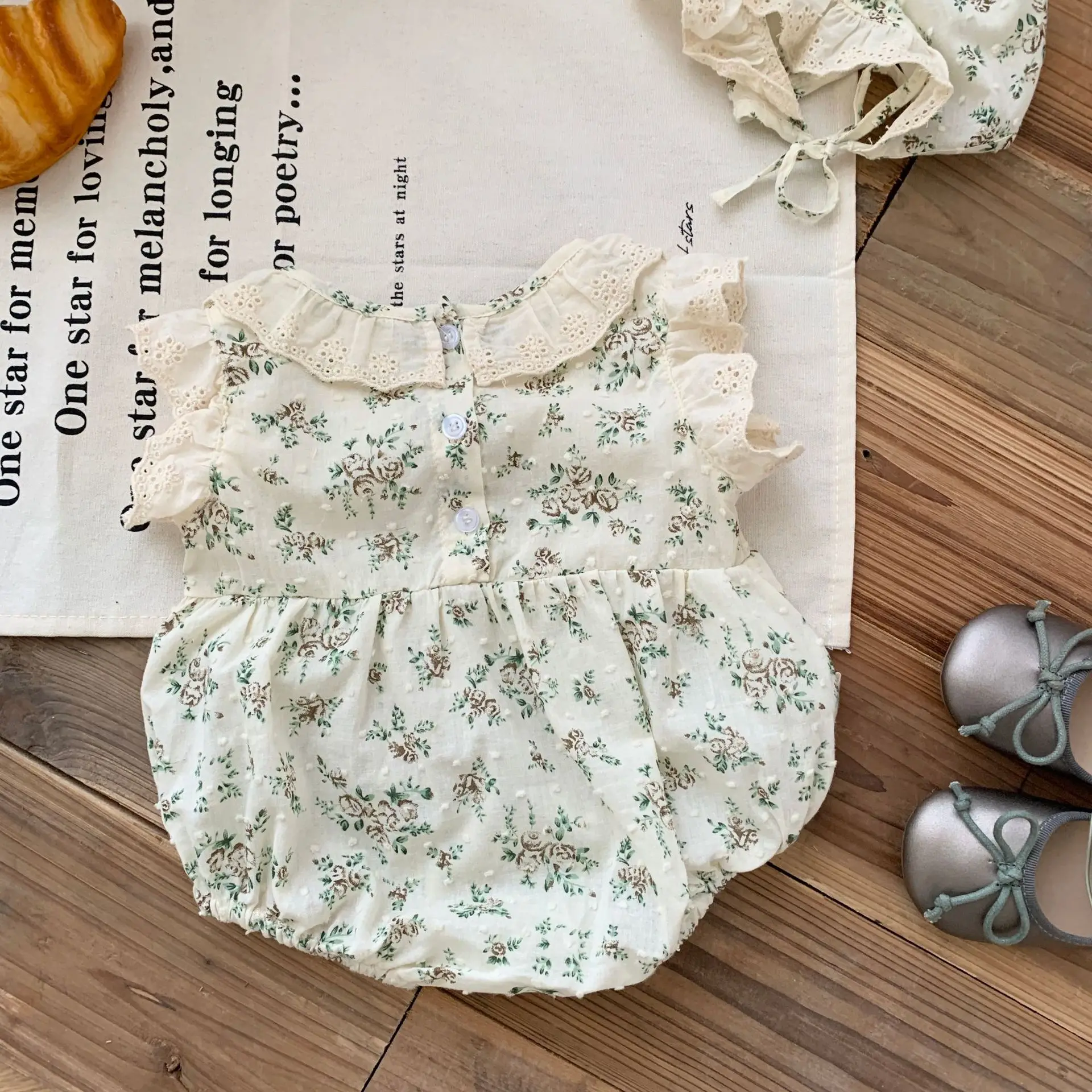 2024 Summer Infant Girls Romper Cotton Floral Printed Lace Babys Girl Jumpsuits Fly Sleeve Peter Pan Collar Newborn Girl Onesies