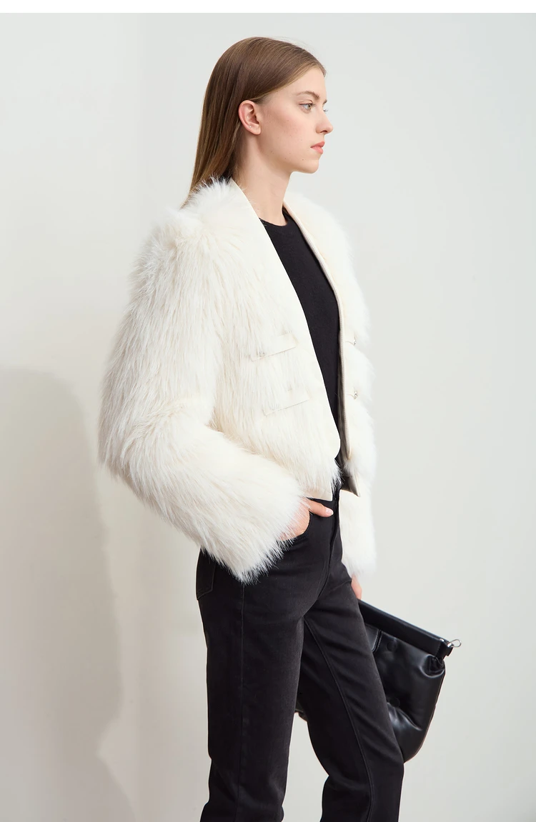 AMII 2026 Winter New Fur Jacket Solid Color Modern Warm Outerwear V-neck Imitation Fur Loose Spliced PU Top Female 12424012