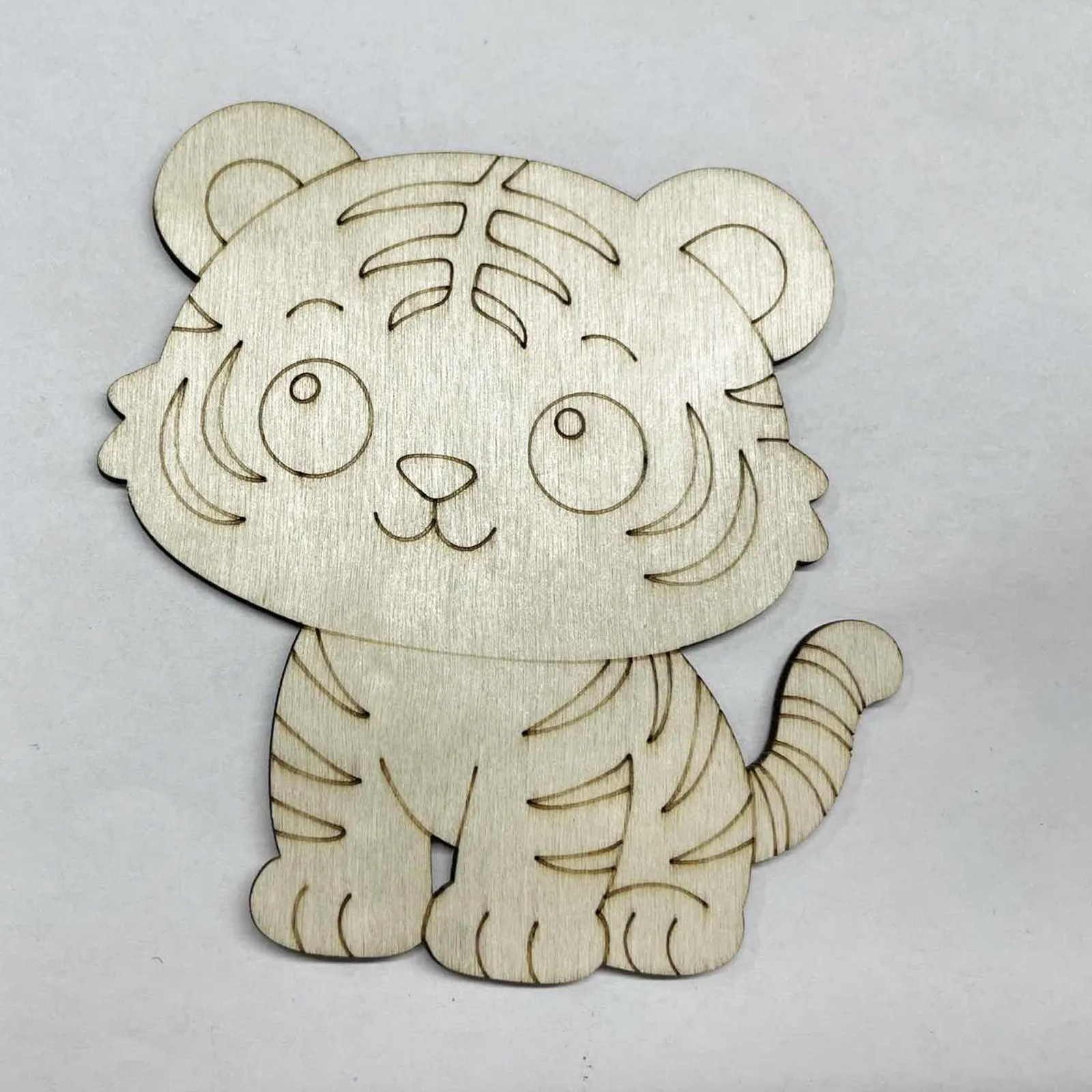 10 Pcs/set Tiger Animal Unfinished Wooden Ornaments Coaster Wedding Handmade Supplies Wooden Craft Set DIY Craft Home Decor view 3