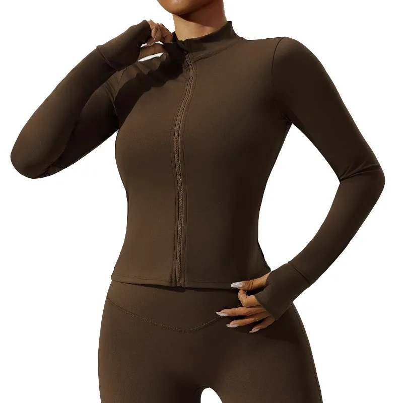 سترة نسائية ضيقة بأكمام طويلة لليوجا للجري واللياقة البدنية ذات ملمس سحابي وجيد التهوية، سترة رياضية مثالية للنشاط