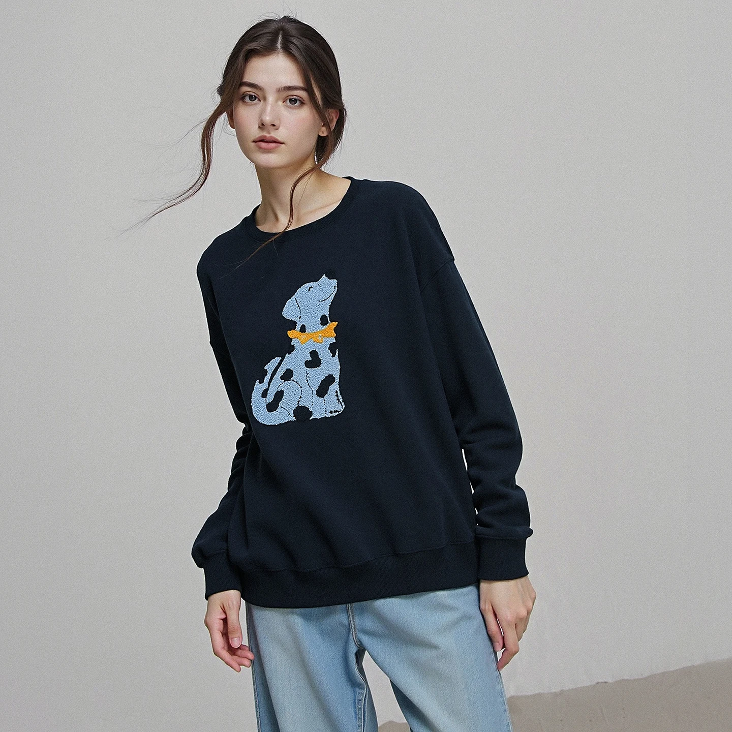 TOYOUTH Women Hoodies 2025 Winter New Crew-neck Loose Heavy-duty Puppy Applique Embroidery Age-reducing Fleece-Lined Warm Tops