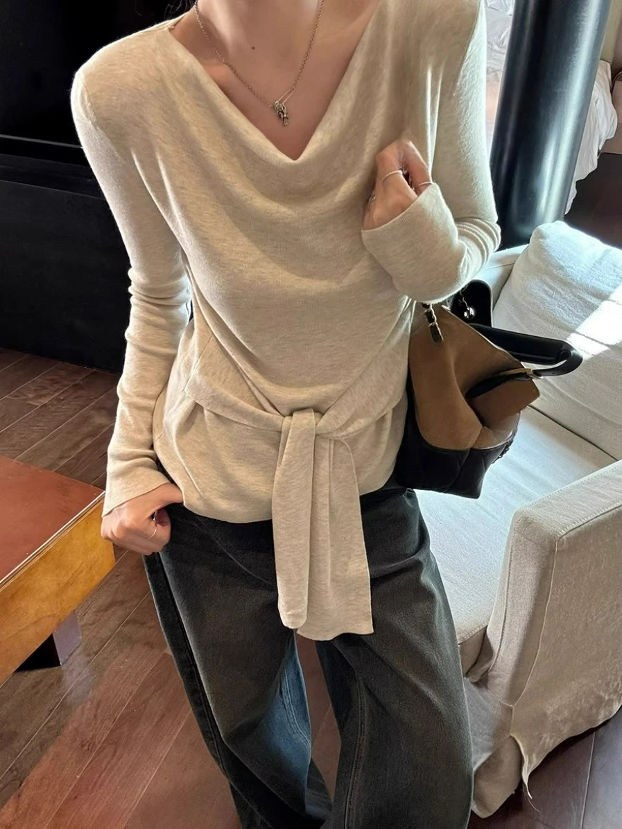 

Swinging Collar Long Sleeved Knitted Sweater for Women Autumn Tied Waist Slim Fit Knitwear Top