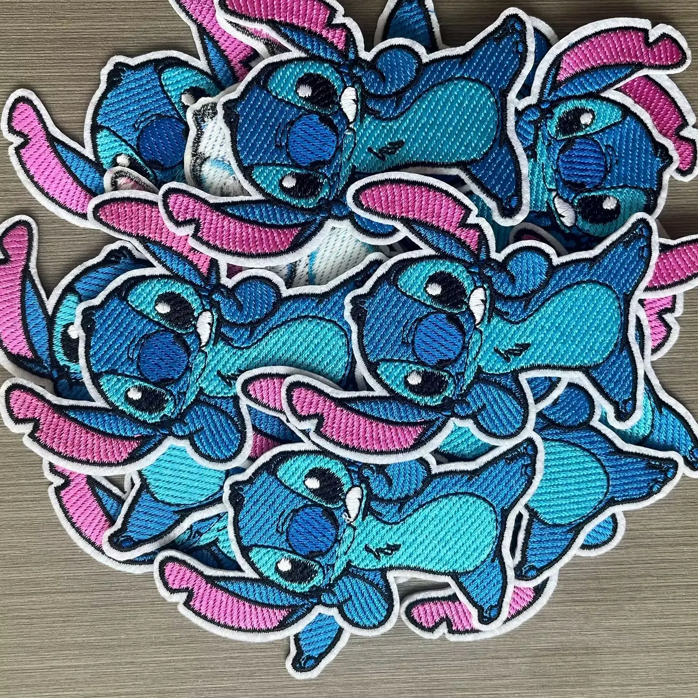 5-100Pcs Anime Cute Alien Dog Coat Applique badge for Kids Clothes Jeans DIY Coat Hat iron on Embroidery Patches