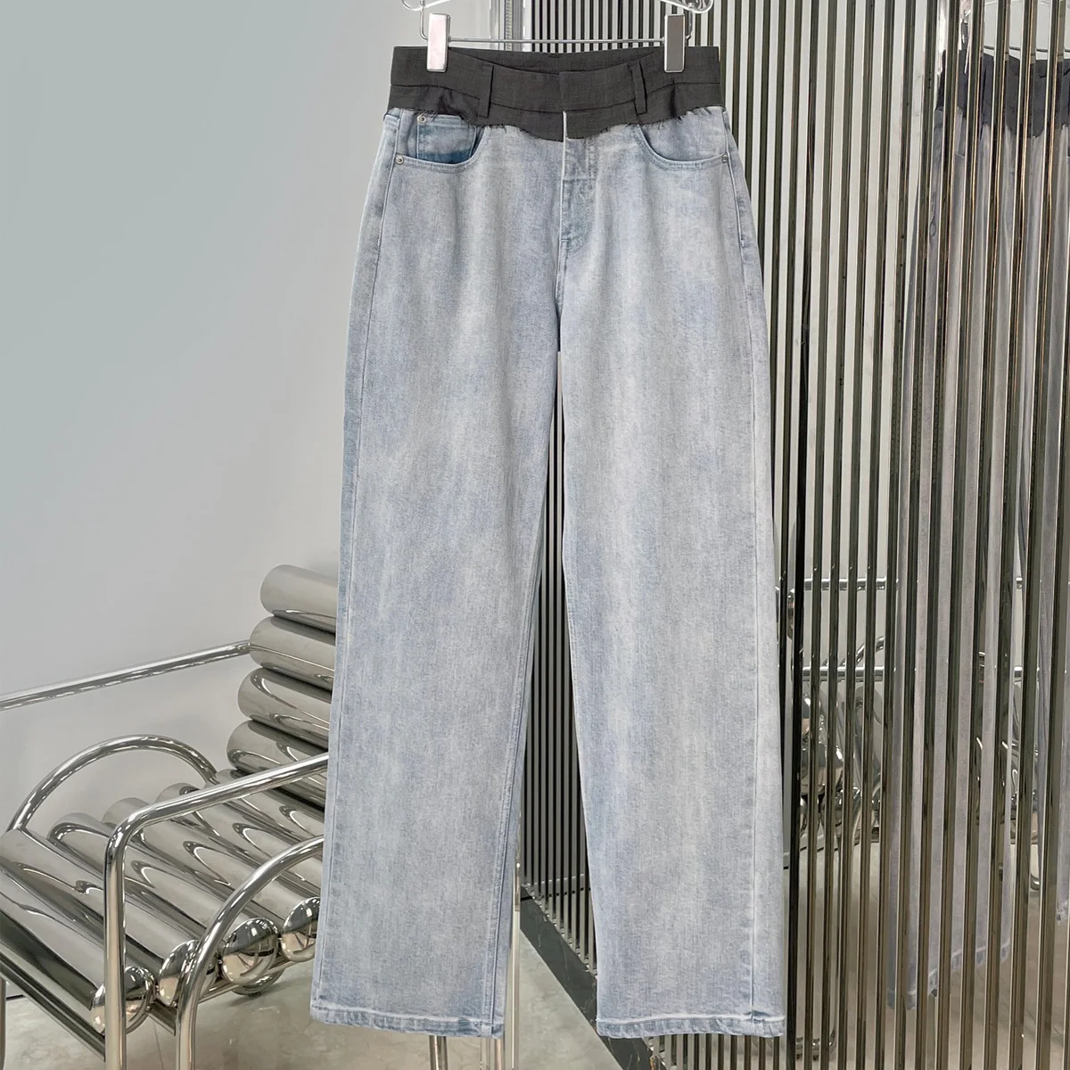 High Quality Women Contrast Raw Waist Wide Leg Jeans, Light Wash Loose Straight Denim Trousers lyt133771