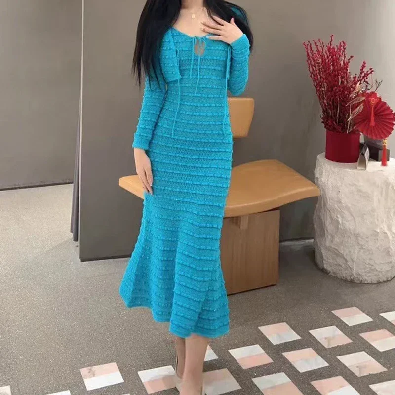 Women Peacock Blue Knitted Sling Dresses Elegant Heavy Industry Lace Long Dress Vintage Lace Up O-neck Long Sleeve Vestidos Lady