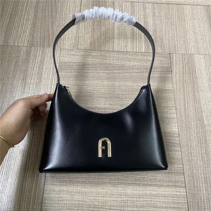 

Single Shoulder Bag Crossbody Handbags For Women Messenger Exquisite Versatile Underarm Leather Elegant Casual Designer Luxury