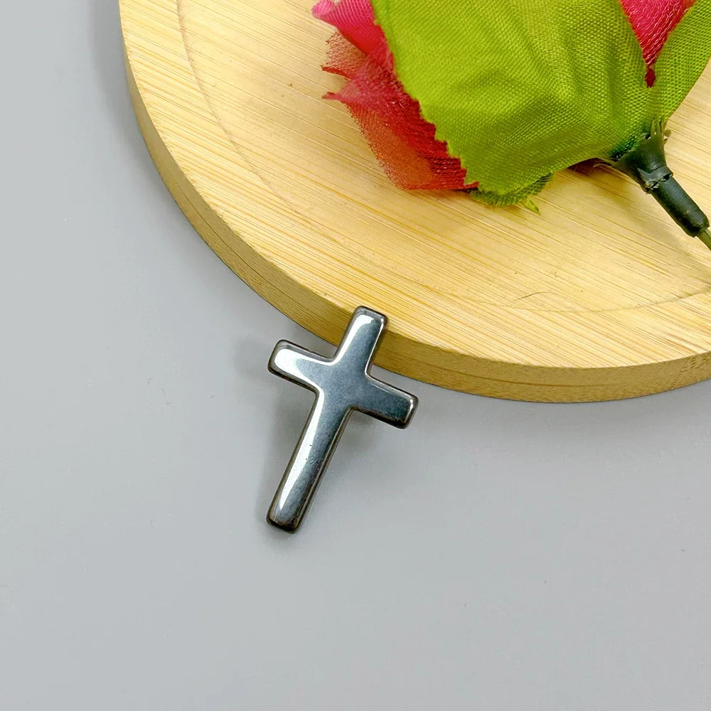 Mini Cross-Shaped Titanium Alloy Pendant, Luxury Craft Desktop Ornament, Elegant Tabletop Accessory for Home Decoration