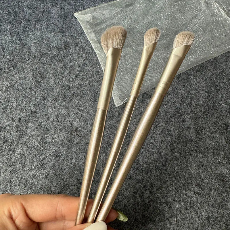 3 pçs pincéis de contorno de nariz- cerdas macias para destacar sombreamento e mistura pincel de maquiagem profissional para esculpir rosto preciso