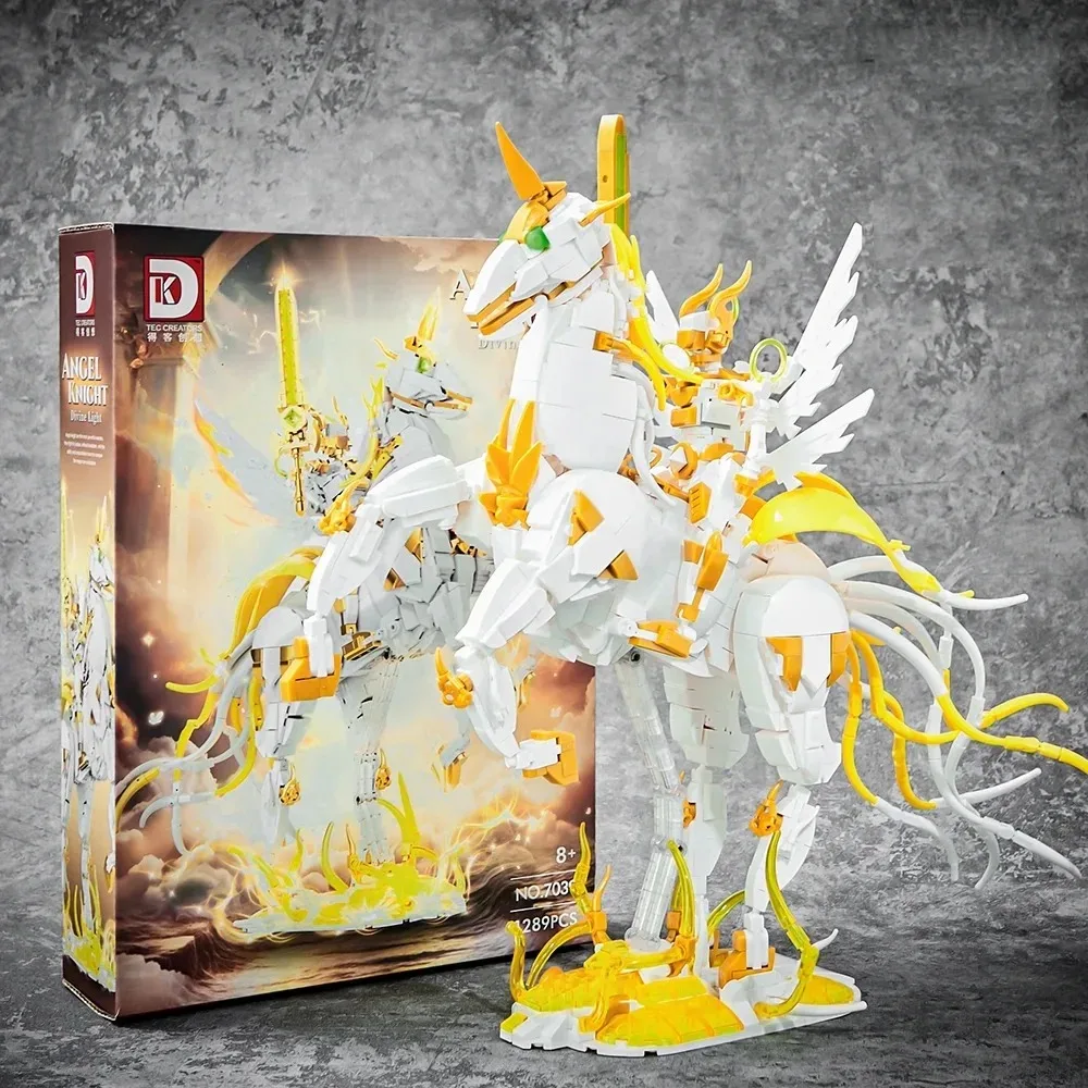 

1289pcs Creative Gold Paladin Mecha Building Block Model Holy Knight Futuristic Warrior Detailed Architecture Brick Toy Gift Set