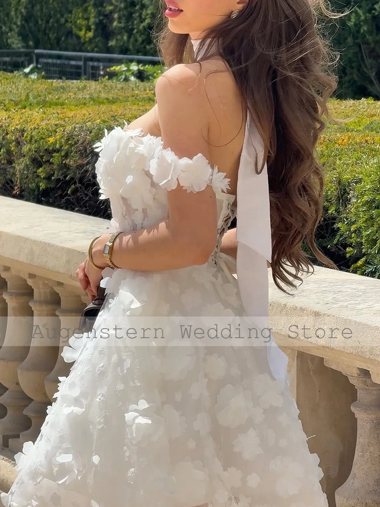 Charming Wedding Dresses Women Tulle A-line Wedding Party Dresses Ivory Off-the-shoulder Applique Ruched Fishbone Wedding Dress