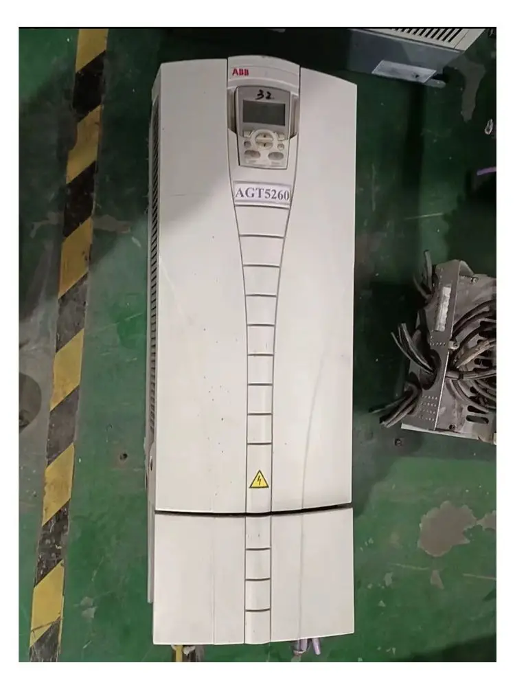 Second-hand  ACS550-01-125A-4    frequency converter    tested OK