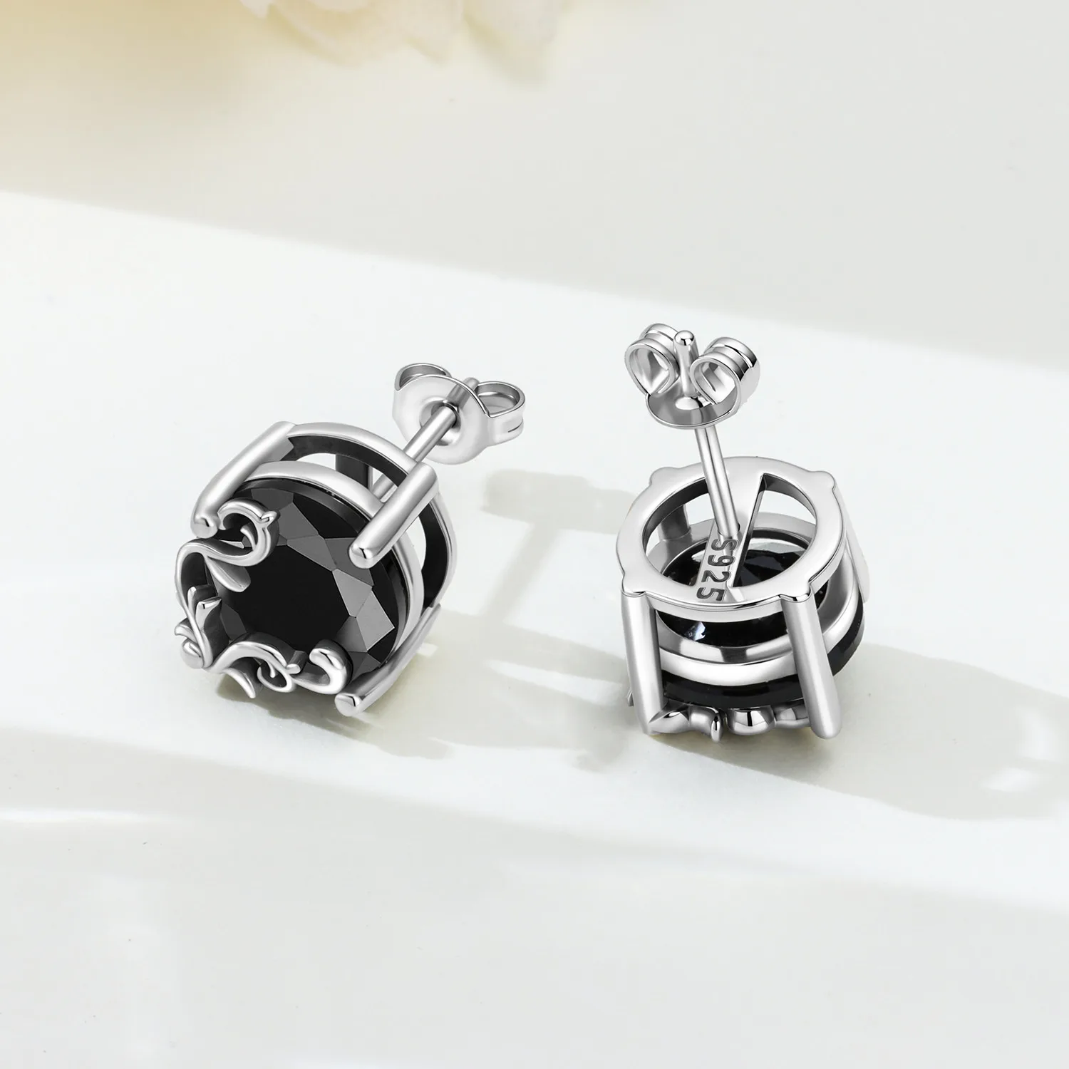 Orstarry S925 Sterling Silver Retro Patterned Black Zircon Stud Earrings Lady S925 Jewelry Party Anniversary Original Gifts