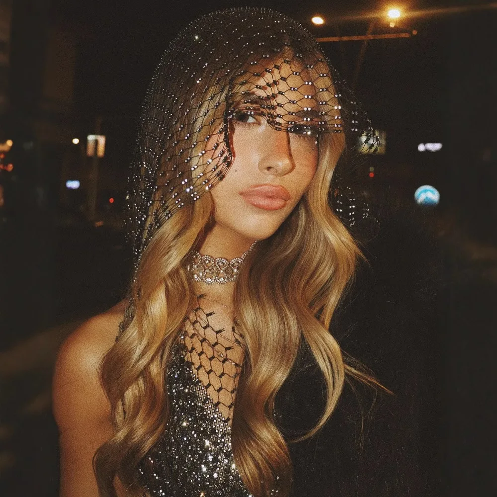 الاتجاه الجديد الملابس النسائية شبكة حجر الراين الصيد صافي الأعلى الحلو والتوابل الرياح فلاش الماس مقنعين سترة