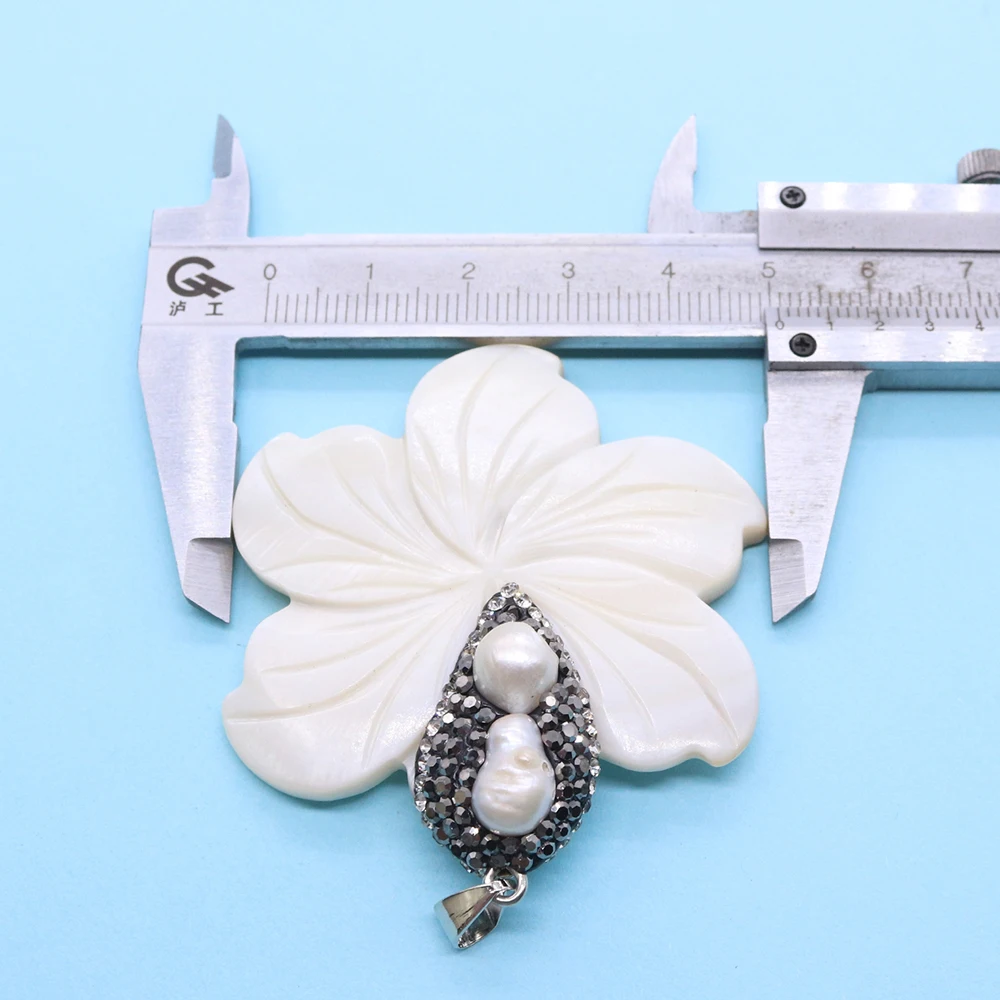 

Натуральный кулон из перламутра в форме цветка, резной, из морской ракушки, модный кулон-шарм для изготовления ювелирных изделий, DIY, для ожерелья