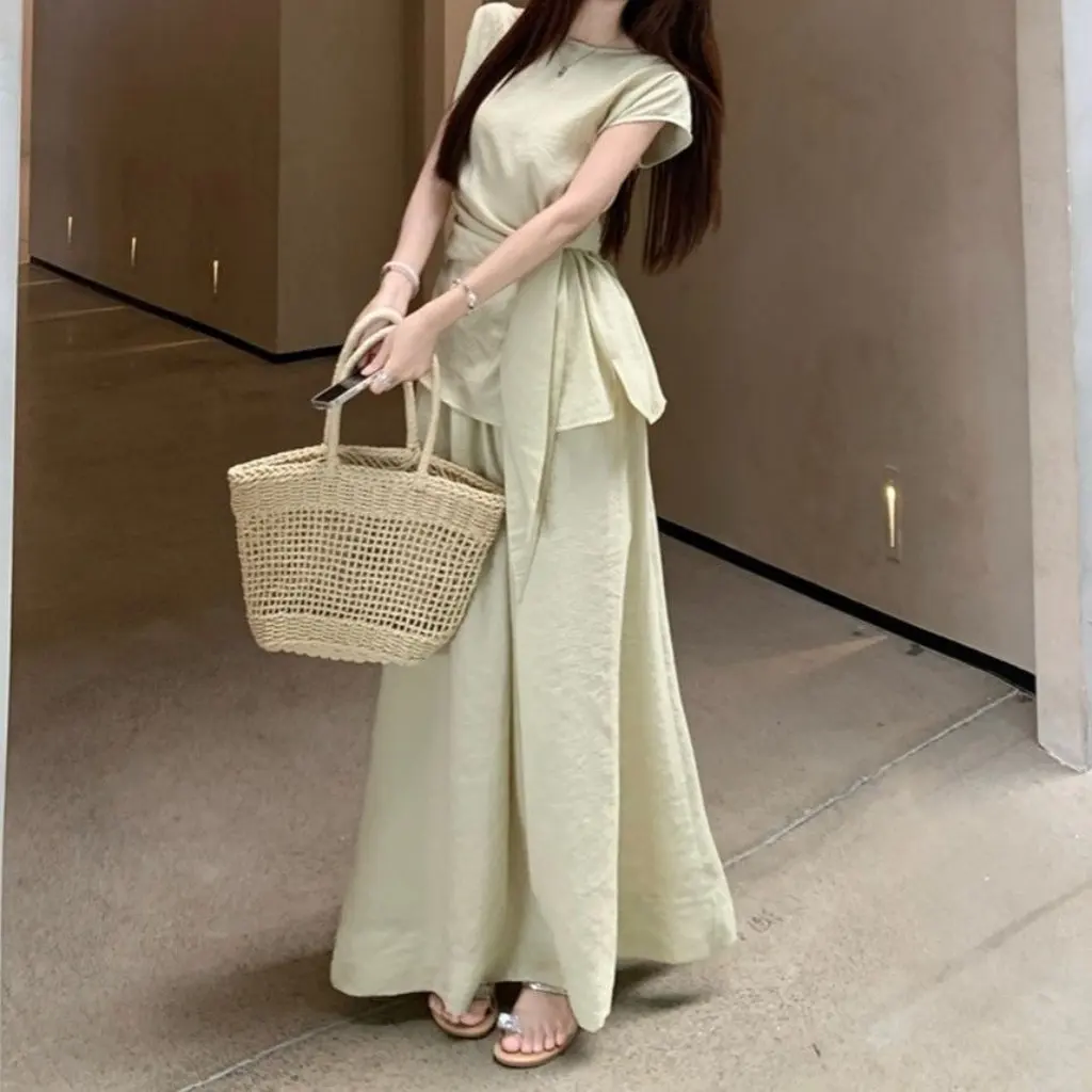 

Korean Style Women's Summer Two-Piece Set Elegant Pure Color Strap Short-Sleeved T-Shirt High-Waisted Skirt Suit