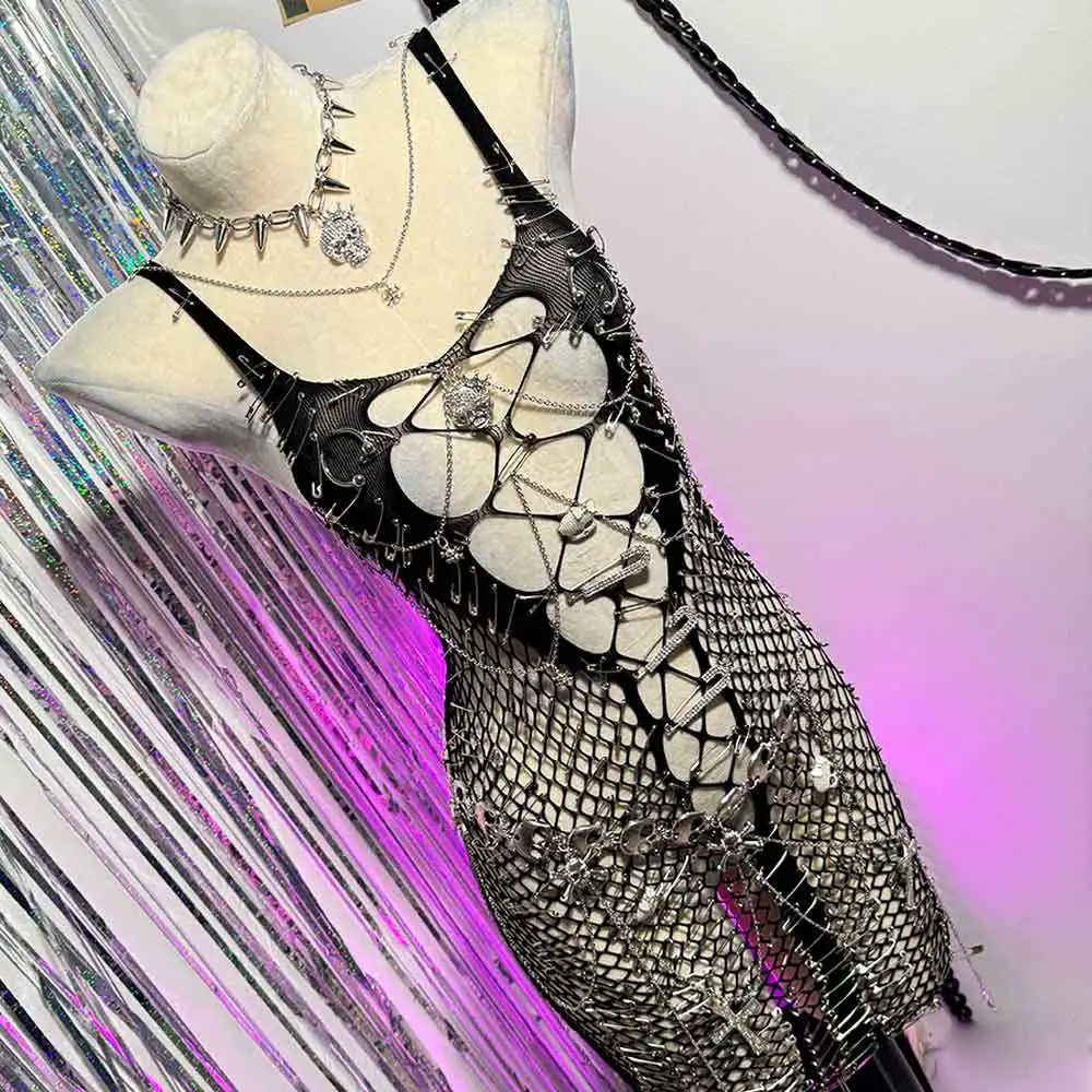 

Fashion Revival 2025 DIY Harajuku Emo Goth E-Girls Punk Rock Skull Gothic Eco Club Wear Grunge Y2K TOPS Glitch Core Pin Kawaii