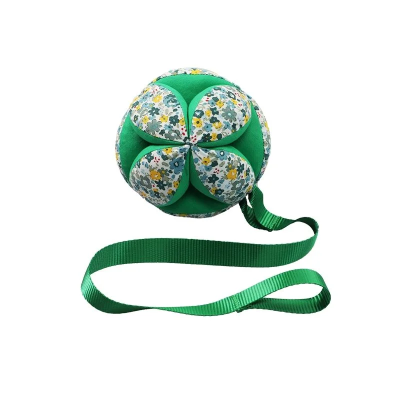 Montessori brinquedos do bebê retalhos bola interação infantil bola de pano colorido com fita apaziguar cama pendurado chocalho presente recém-nascido