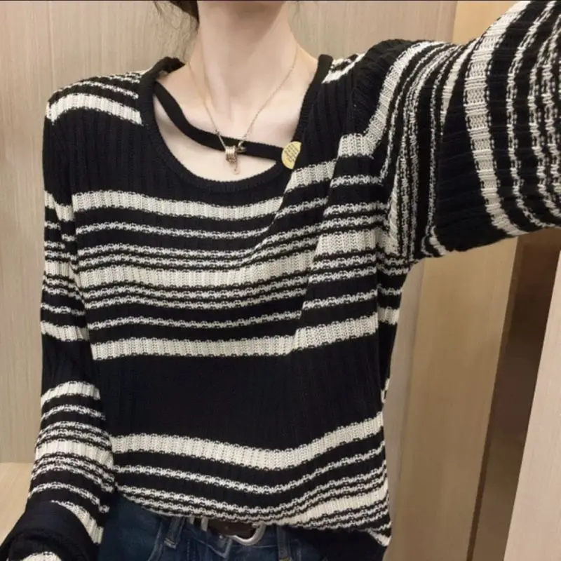 Women's Clothing Pullover Striped Contrast Color Sweater Knitted Long Sleeve Screw Thread Rivet Round Neck Fashionable Tops