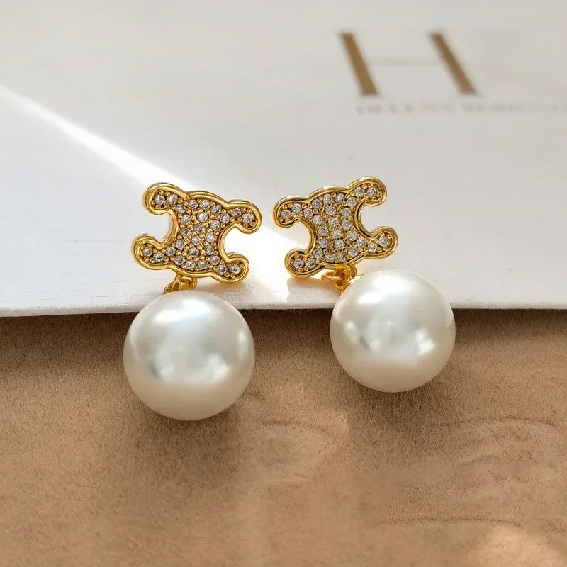 

European and American Style Retro Zircon Pendant Earrings, Light Luxury and Elegant Stud Earrings with A Niche Design Sense